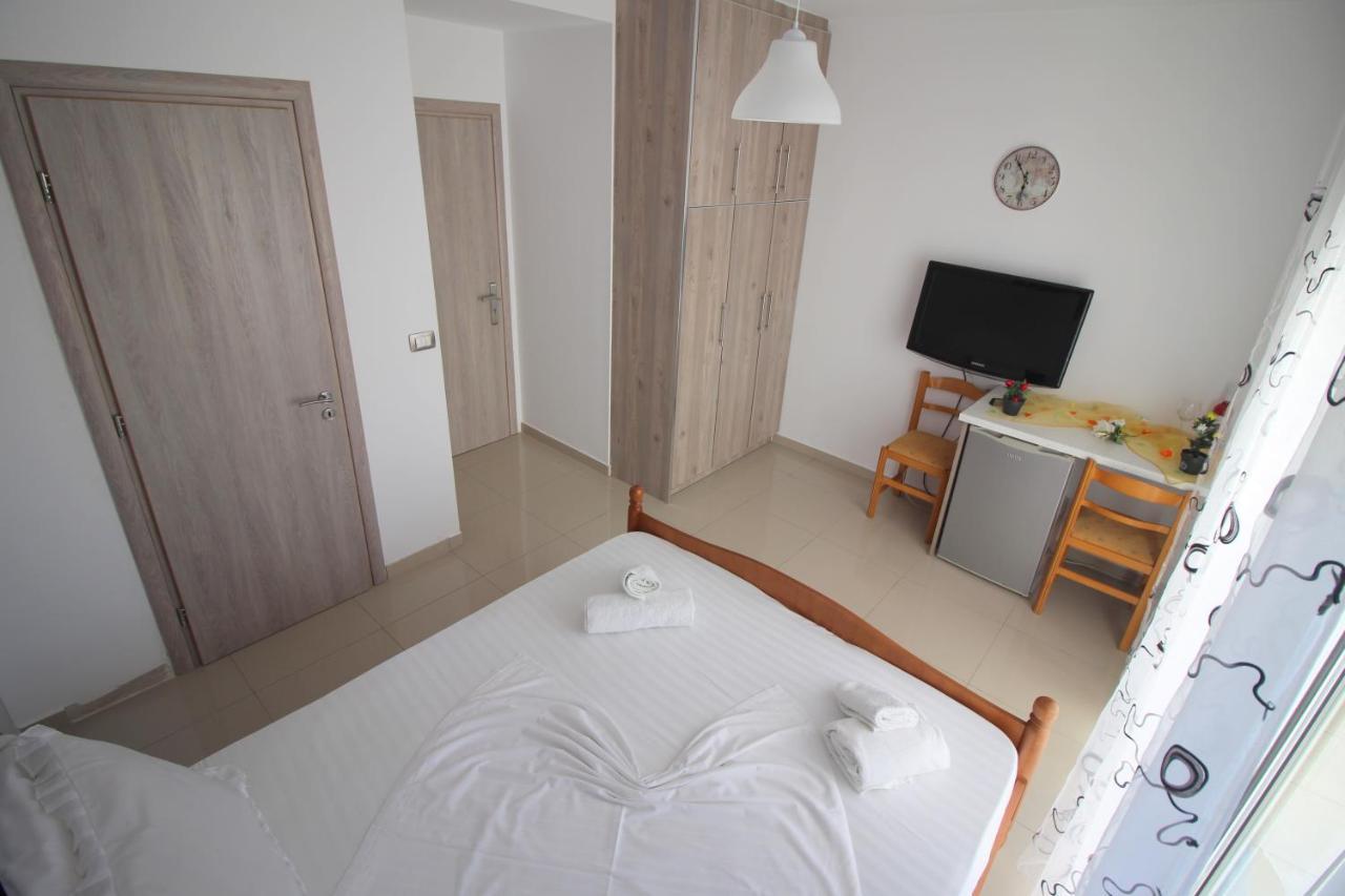 ساراندا Eduart Apartments 2 المظهر الخارجي الصورة